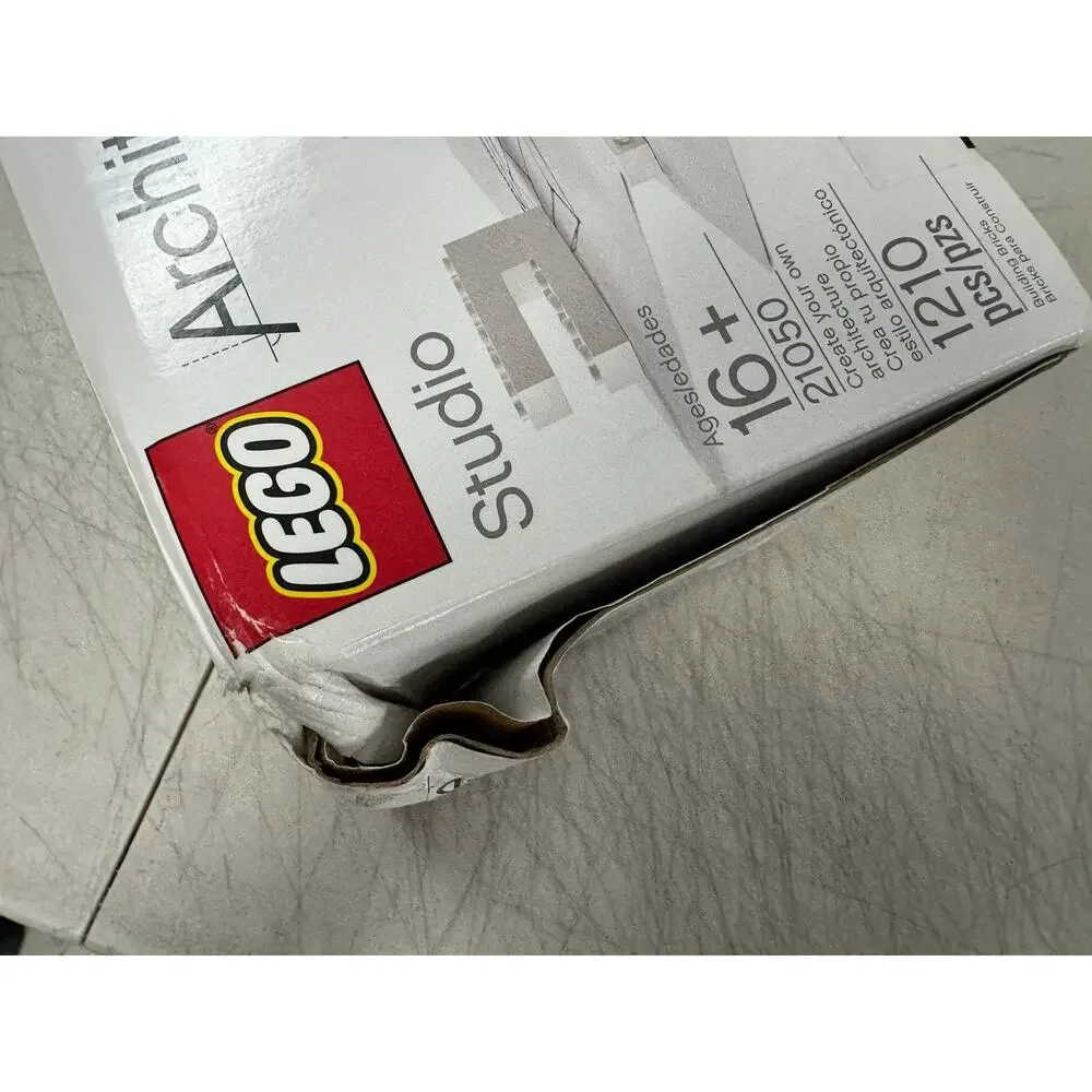 LEGO Architecture Studio Building Set Architectural Model Creative Damaged Box